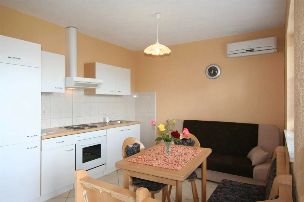 1-Bedroom Apartment in Šilo for 2 Guests