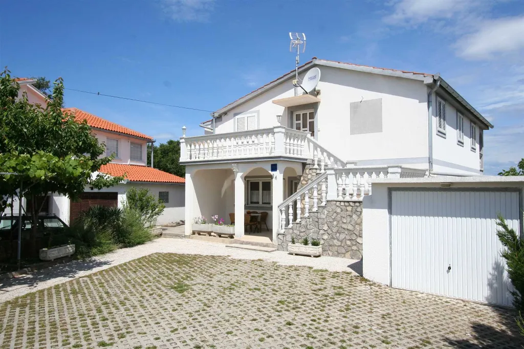 1-Bedroom Apartment in Šilo for 2 Guests
