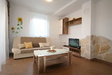 Apartment in Klimno for up to 6 Guests