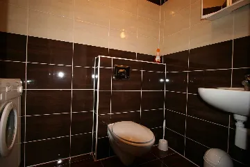 Apartment in Klimno for up to 6 Guests