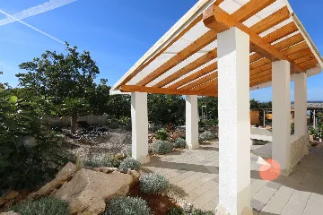 Apartment in Klimno for up to 6 Guests