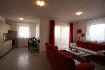 2-Bedroom Apartment in Klimno for Up to 5