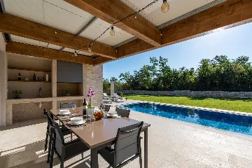 Sveti Petar u šumi Villa for 4 with Pool