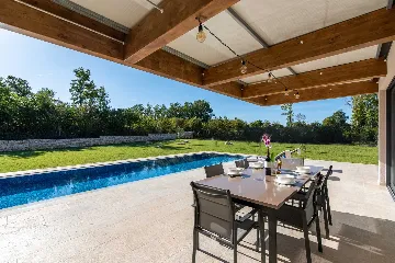 Sveti Petar u šumi Villa for 4 with Pool