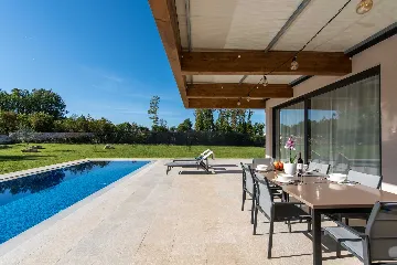 Sveti Petar u šumi Villa for 4 with Pool