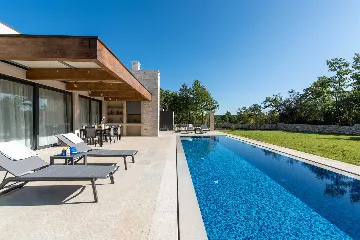 Sveti Petar u šumi Villa for 4 with Pool