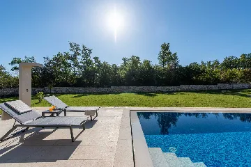 Sveti Petar u šumi Villa for 4 with Pool