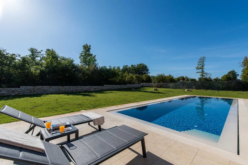 Sveti Petar u šumi Villa for 4 with Pool