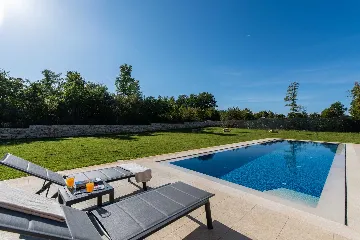 Sveti Petar u šumi Villa for 4 with Pool