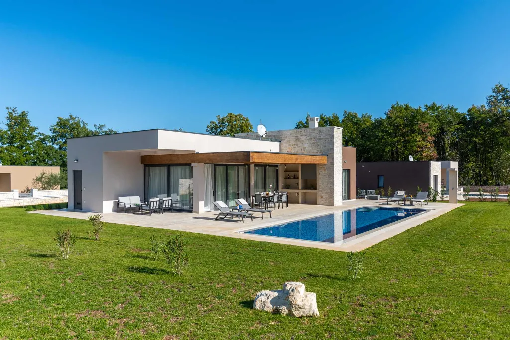 Sveti Petar u šumi Villa for 4 with Pool