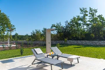 Sveti Petar u šumi Villa for 4 with Pool