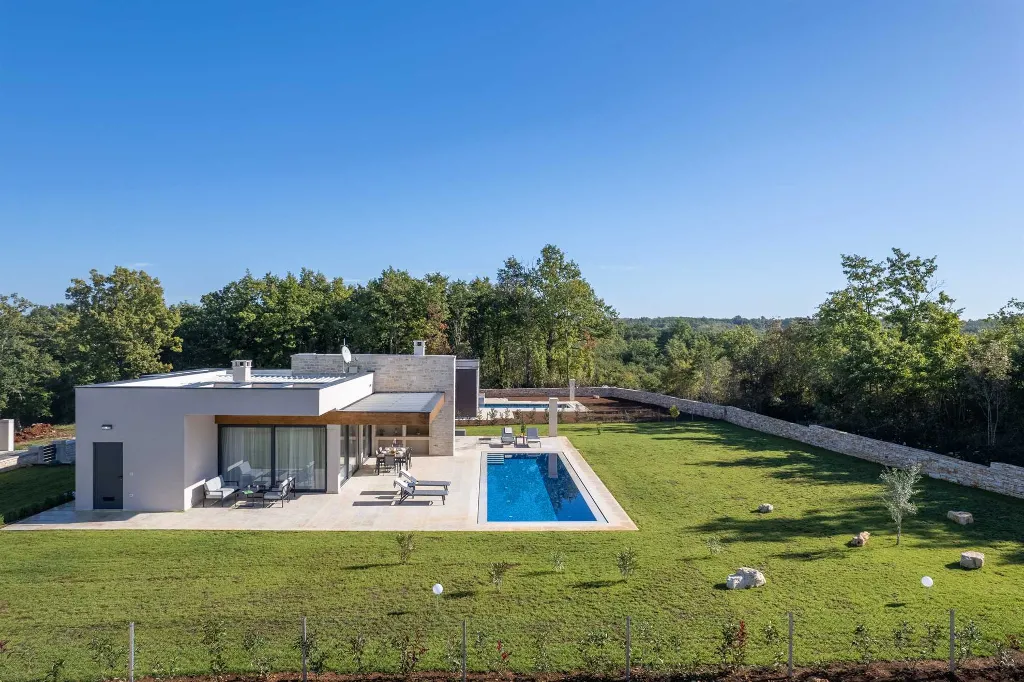 Sveti Petar u šumi Villa for 4 with Pool