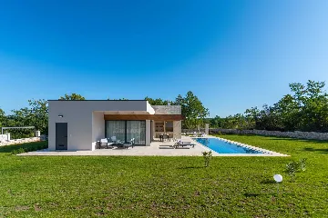 Sveti Petar u šumi Villa for 4 with Pool