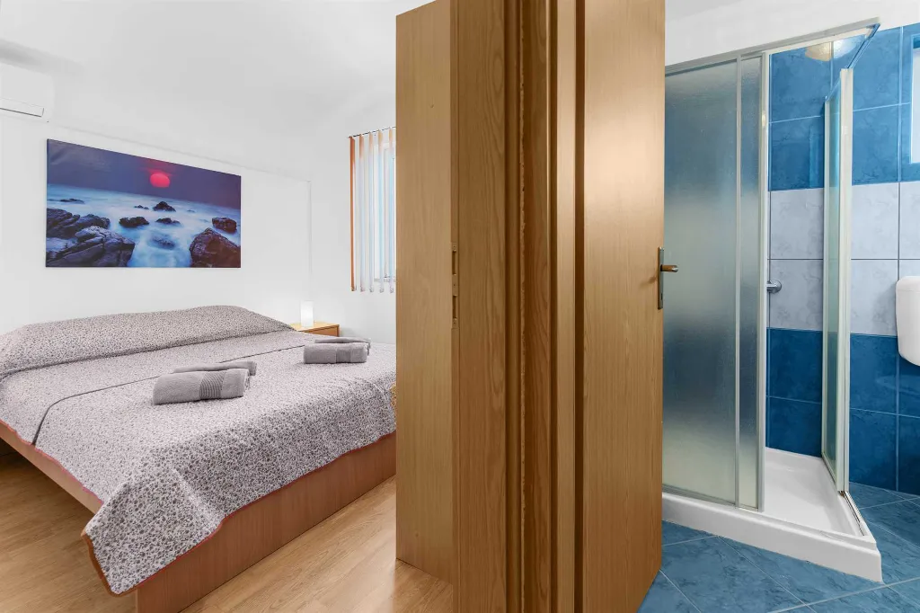 One-Bedroom Apartment for 3 in Pula