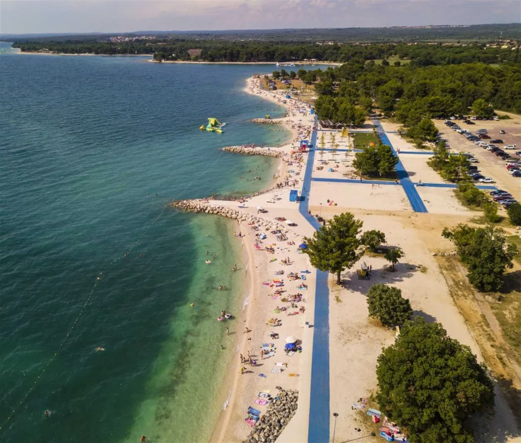 One-Bedroom Apartment for 3 in Pula