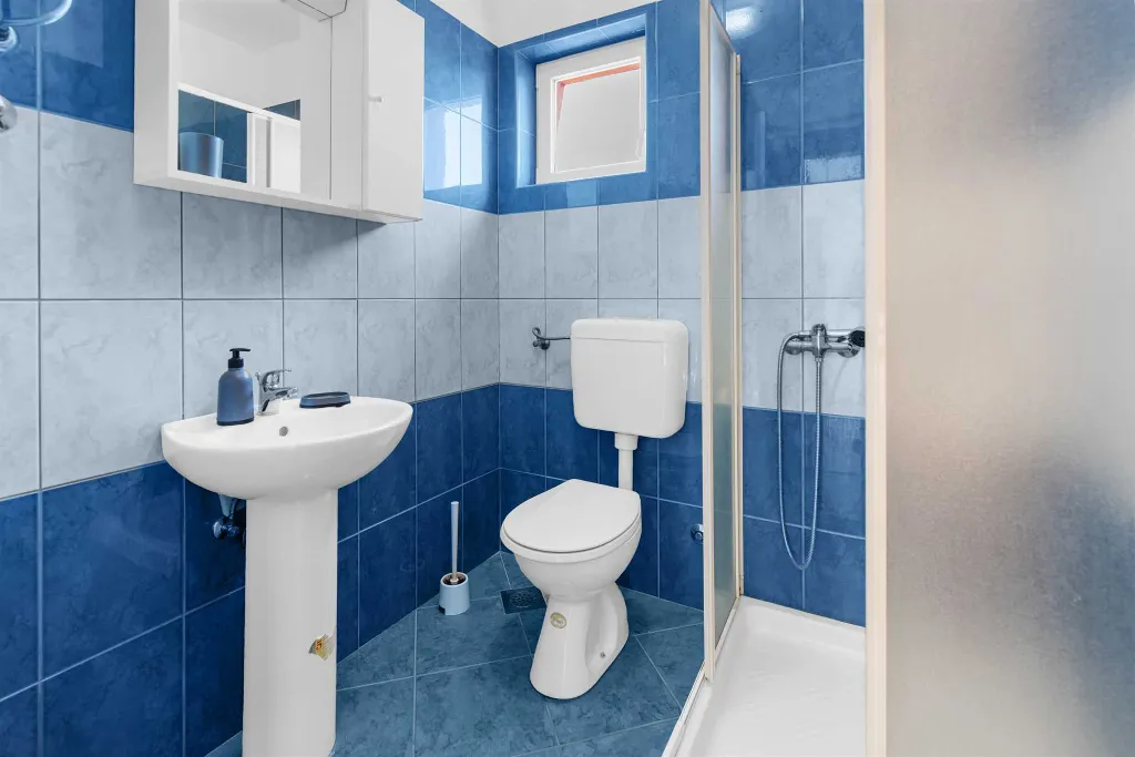 One-Bedroom Apartment for 3 in Pula