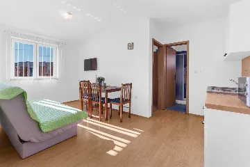 One-Bedroom Apartment in Pula for 3 Guests