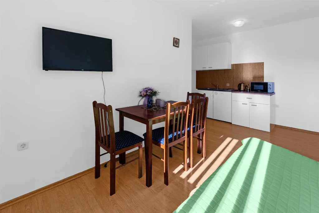 One-Bedroom Apartment in Pula for 3 Guests