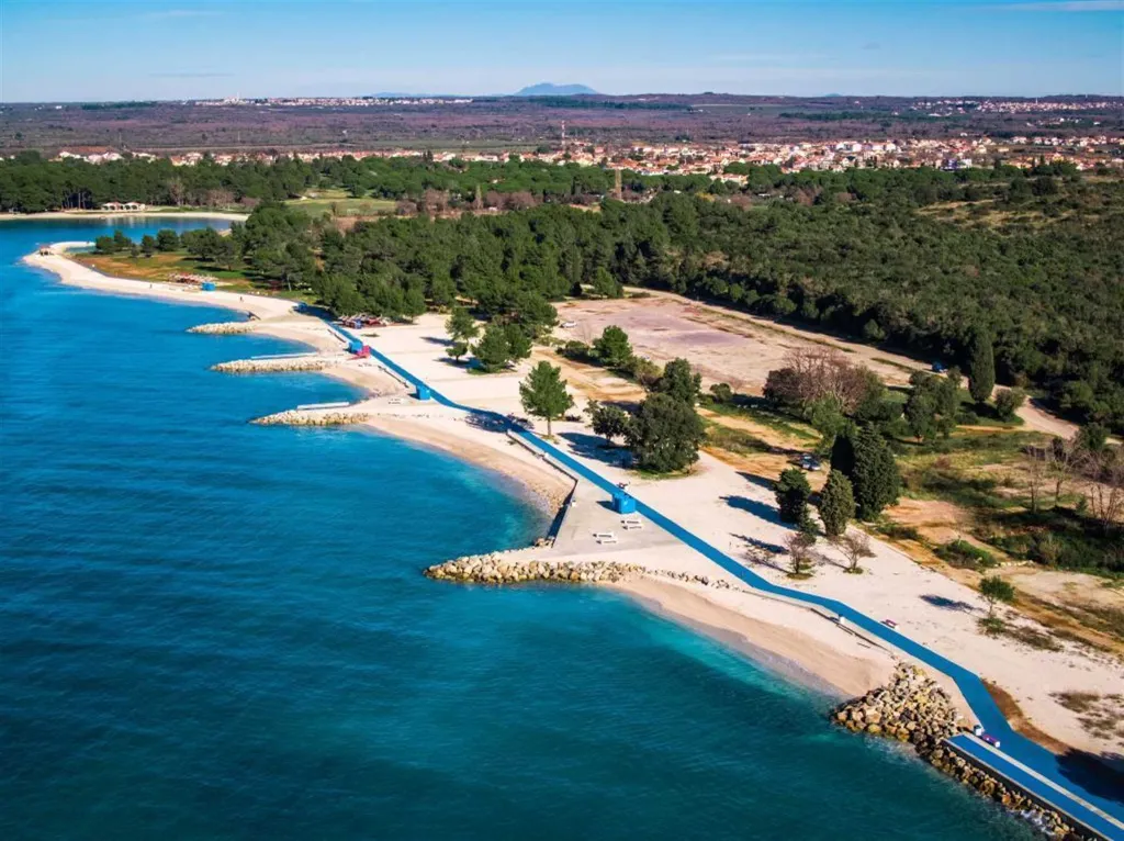 1-Bedroom Apartment in Pula for Up to 3 Guests