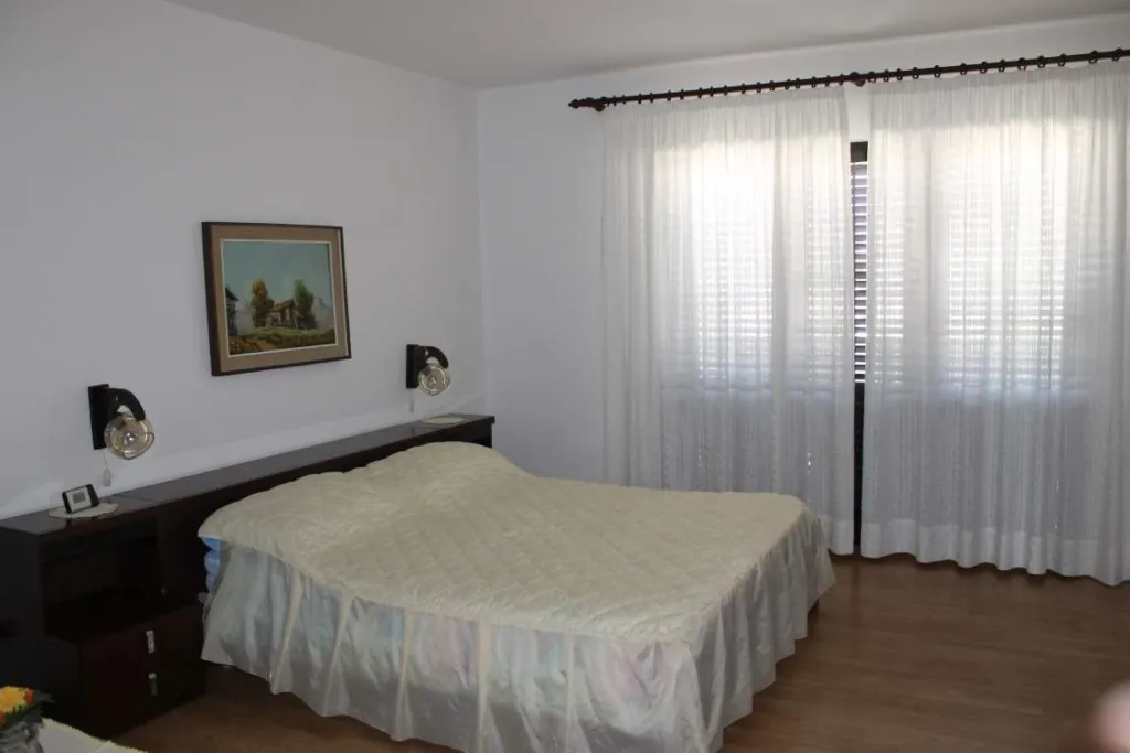 Air-conditioned Apartment in Funtana for Up to 4