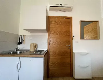 Studio Apartment for 2 in Pula