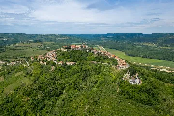Motovun Old Town 2-Bedroom House for Up to 6