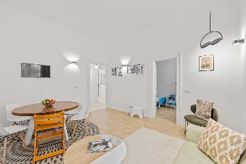 3-Bedroom Apartment in Pula for Up to 5