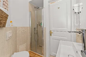 3-Bedroom Apartment in Pula for Up to 5