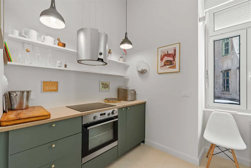 3-Bedroom Apartment in Pula for Up to 5