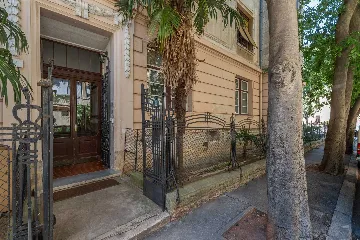 3-Bedroom Apartment in Pula for Up to 5