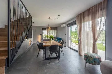 3-Bedroom Villa in Žminj for 6 Guests