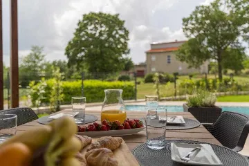 3-Bedroom Villa in Žminj for 6 Guests