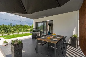 3-Bedroom Villa in Žminj for 6 Guests