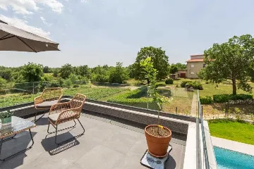 3-Bedroom Villa in Žminj for 6 Guests