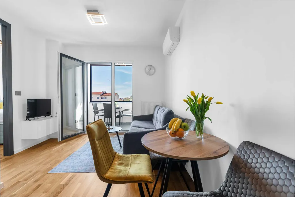 One-Bedroom Apartment in Pula for Up to 3 Guests