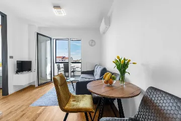 One-Bedroom Apartment in Pula for Up to 3 Guests