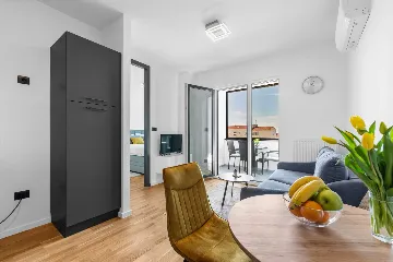 One-Bedroom Apartment in Pula for Up to 3 Guests