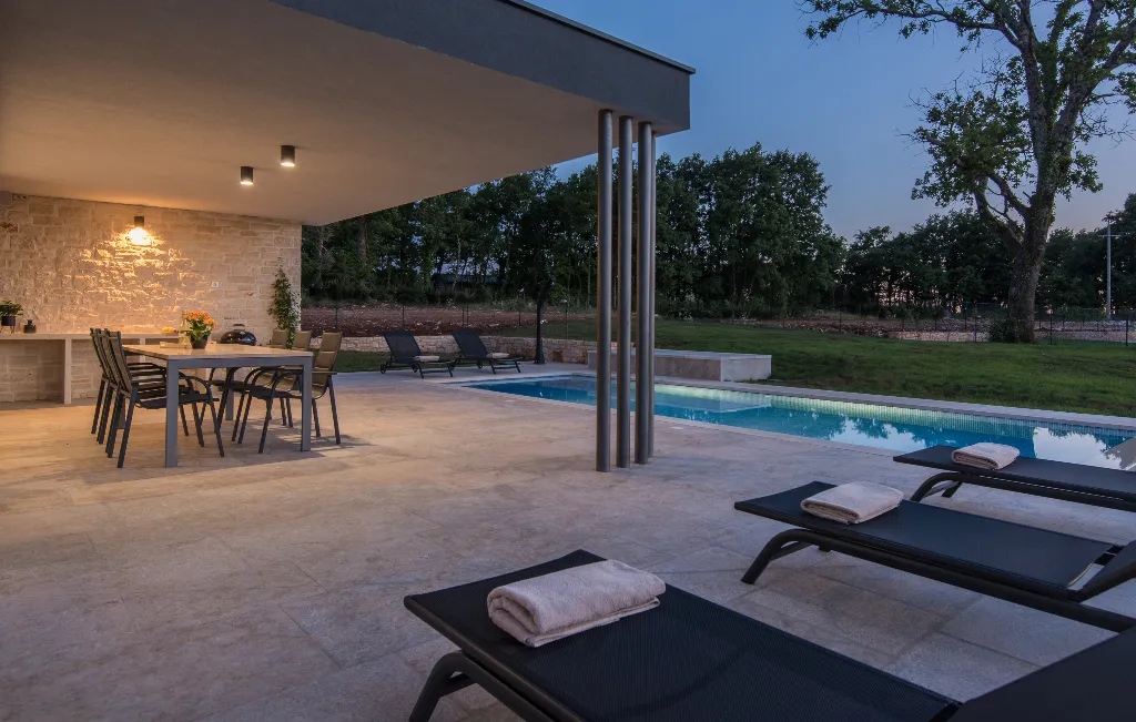 2-Bedroom Villa in Sveti Petar u Šumi (Up to 6)