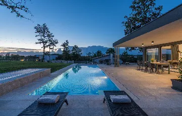 2-Bedroom Villa in Sveti Petar u Šumi (Up to 6)