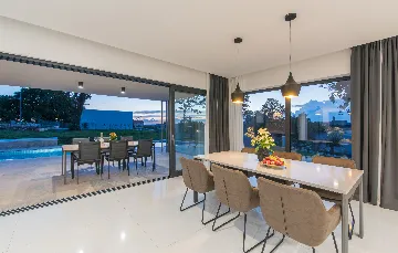 2-Bedroom Villa in Sveti Petar u Šumi (Up to 6)