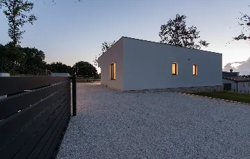 2-Bedroom Villa in Sveti Petar u Šumi (Up to 6)