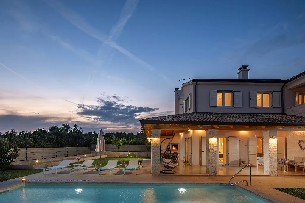 3-Bedroom Villa in Tar, Croatia for Up to 6 Guests