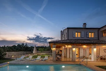 3-Bedroom Villa in Tar, Croatia for Up to 6 Guests