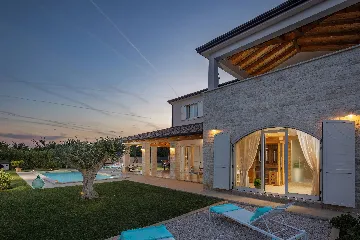 3-Bedroom Villa in Tar, Croatia for Up to 6 Guests