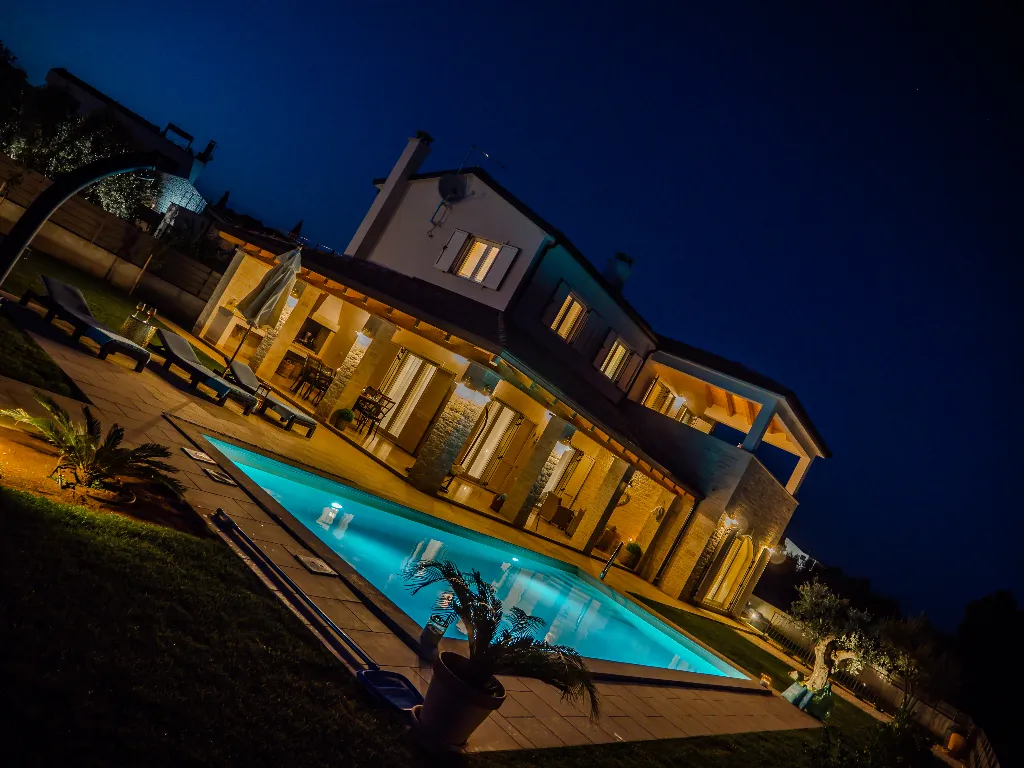 3-Bedroom Villa in Tar, Croatia for Up to 6 Guests