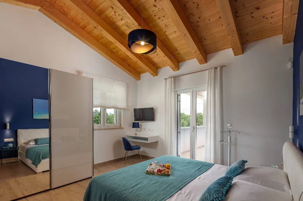 3-Bedroom Villa in Tar, Croatia for Up to 6 Guests