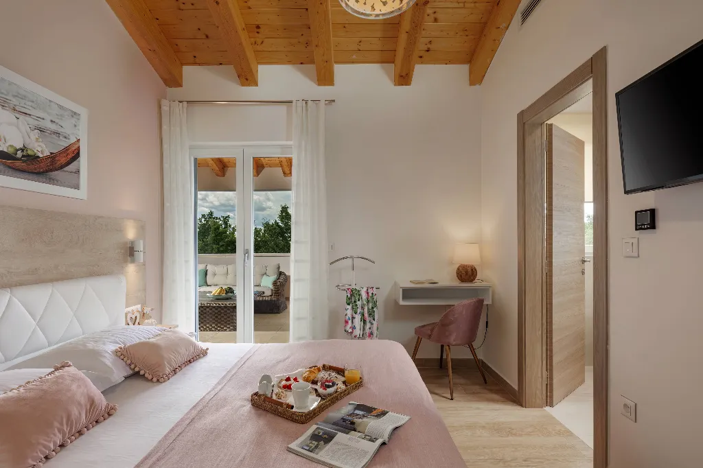 3-Bedroom Villa in Tar, Croatia for Up to 6 Guests