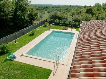 3-Bedroom Villa in Tar, Croatia for Up to 6 Guests