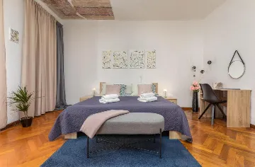 2-Bedroom Apartment in Pula (Sleeps up to 6)