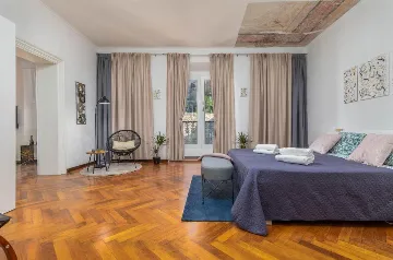 2-Bedroom Apartment in Pula (Sleeps up to 6)